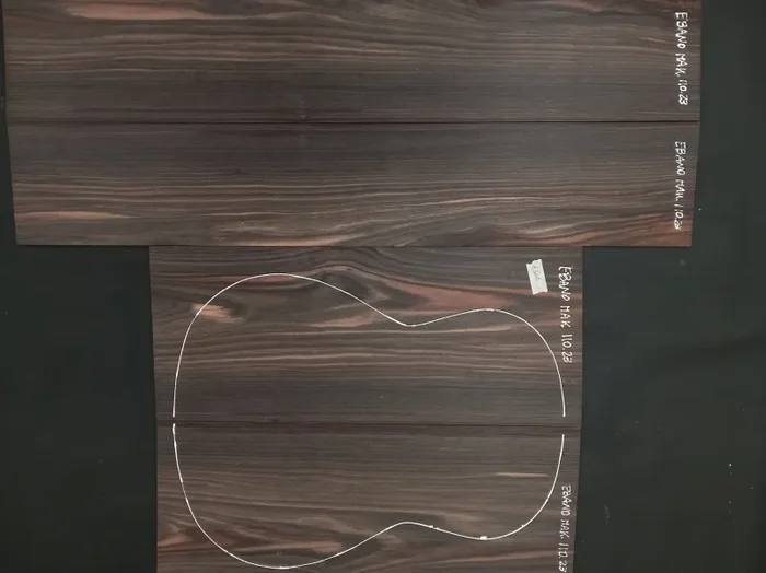 Set Ebano Makassar 110.23