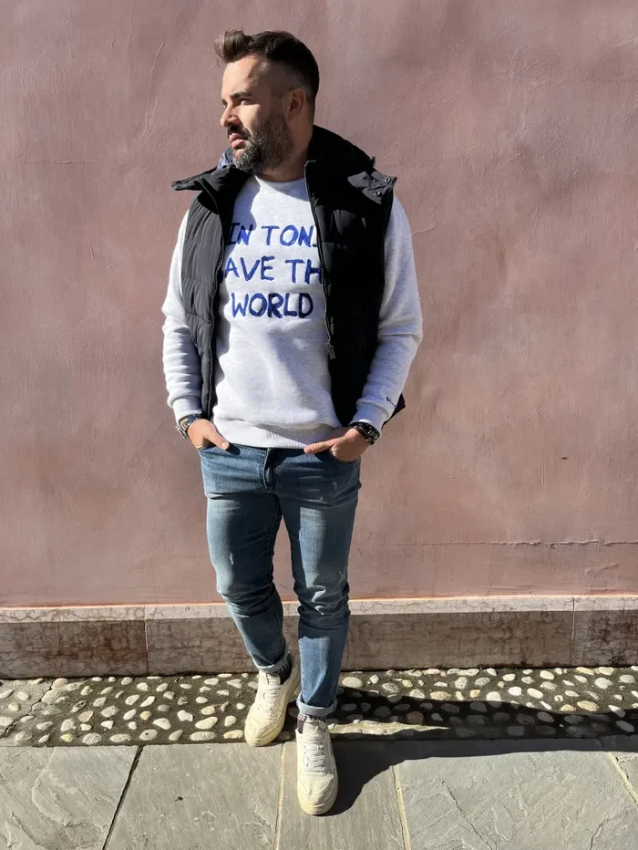 SMANICATO TERMICO CON CAPPUCCIO Vendita calda online - immagine 3