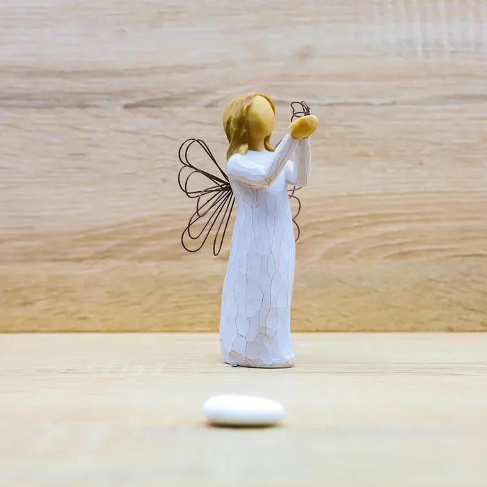 Statuina “Angelo della Libertà” Willow Tree