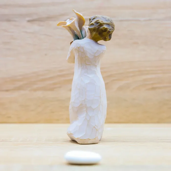 Statuina “Bellissimi Auguri” Willow Tree - immagine 2