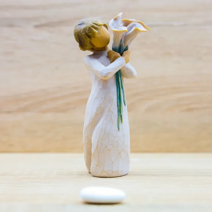 Statuina “Bellissimi Auguri” Willow Tree - immagine 3