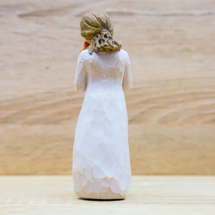 Statuina “Circondato d’Amore” Willow Tree - immagine 3