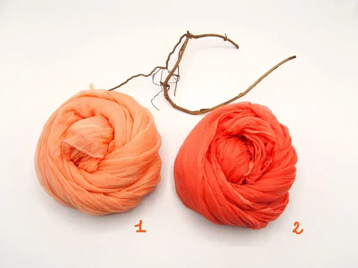 Stola/Sciarpa grande 100% Seta, 20 tonalità, Tintura Naturale - immagine 2