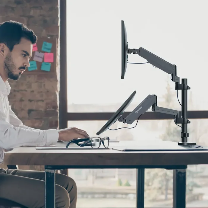 Supporto per 2 monitor da scrivania per schermi 13″ – 32″ Pollici fino a 8 kg, Nero G140-B Fornitura - immagine 2