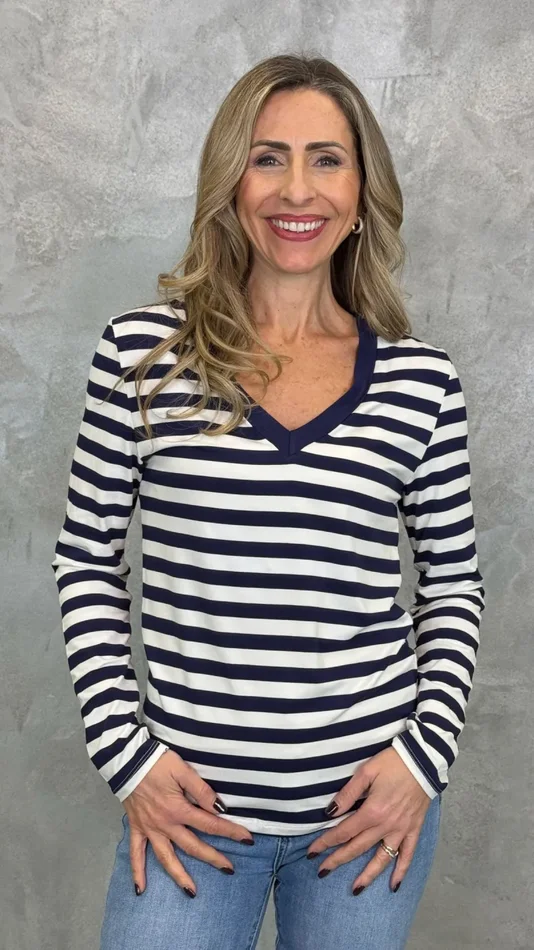 T-SHIRT COLLO A “V” RIGATA Online ora