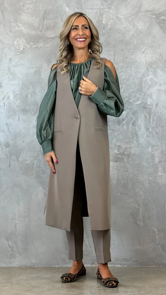 TAILLEUR CON GILÈ Online ora