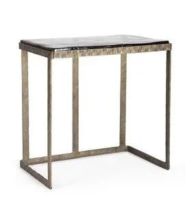 TAVOLINO IN METALLO MARTELLATO,PLACCATO ED ANTICATO IN OTTONE CON PIANO IN VETRO (48a – 33b – 50h)