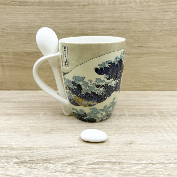 Tazza “La grande onda di Kanagawa” di Hokusai Enesco Fornitura