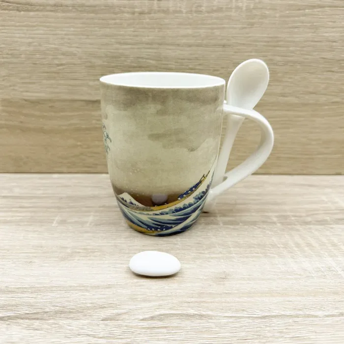 Tazza “La grande onda di Kanagawa” di Hokusai Enesco Fornitura - immagine 2