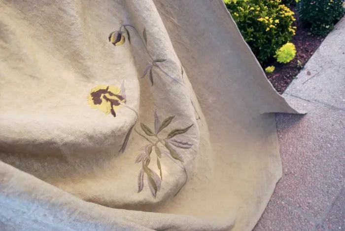 Tenda ricamo Peonia - immagine 3