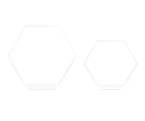 Tono Su Tono Set 2 Esagoni con Basi H 630 Mm D 690 Mm H 815 Mm D 900 Mm Bianco