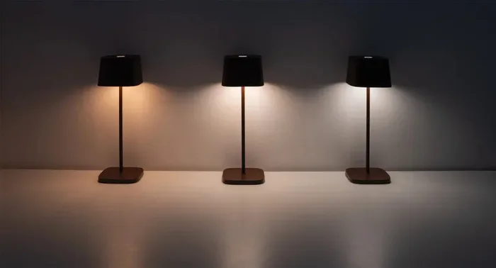 Zafferano Ofelia Micro Lampada da Tavolo H 200 Mm 67 x 67 Mm Grigio Scuro Vendita online - immagine 3